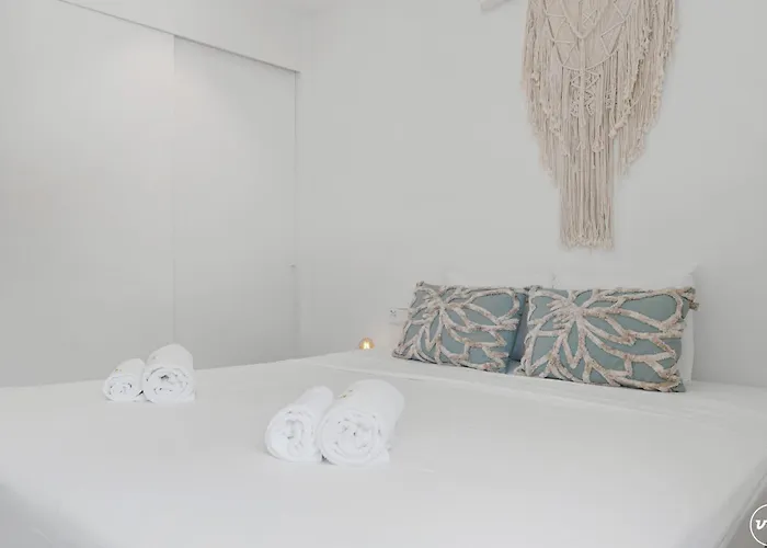 Vivi Homes -viva La Vida - Sea Views - Pool - Terrace *