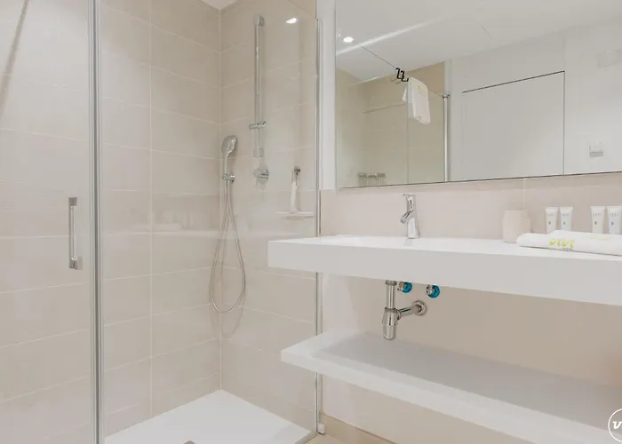 Апартаменти Vivi Homes -viva La Vida - Sea Views - Pool - Terrace Фуенхірола